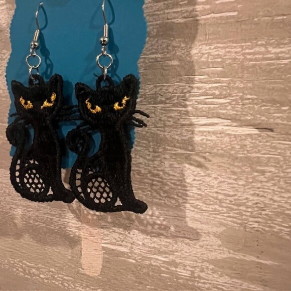 Homemade Black Cat Lightweight Lace Earrings - Picture 2 of 5